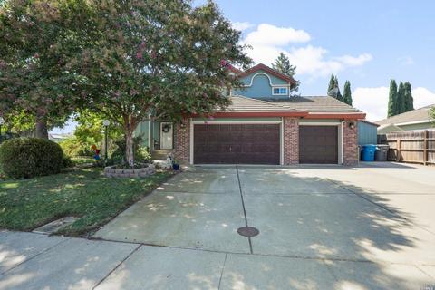 1495 Ferrero Dr, Dixon, CA 95620 photo 3