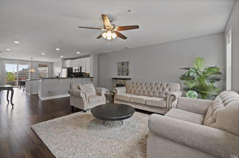 958 Mcclelland Dr, Windsor, CA 95492 photo 1