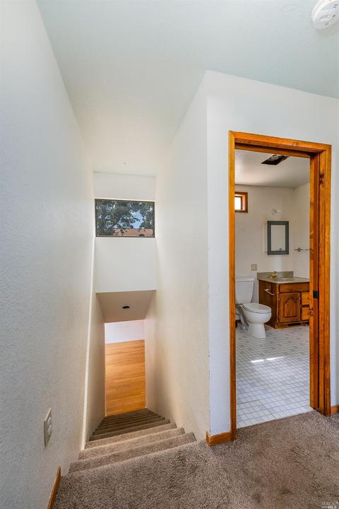 521 Capps Ln, Ukiah, CA 95482 photo 10