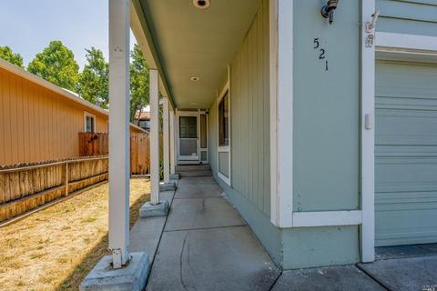 521 Capps Ln, Ukiah, CA 95482 photo 3