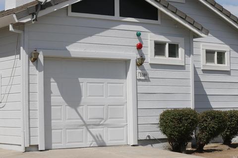 328 Vazquez Ct, Dixon, CA 95620 photo 32