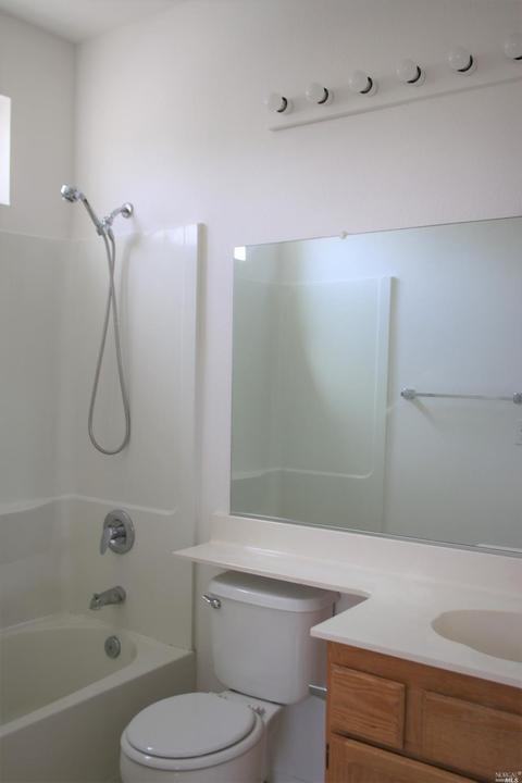 328 Vazquez Ct, Dixon, CA 95620 photo 27