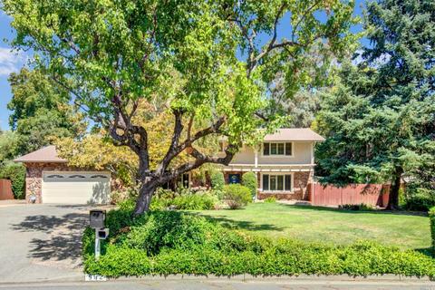 502 Walnut Dr, Fairfield, CA 94534 photo 1