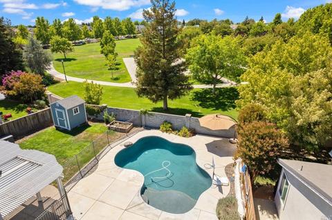 2255 Duncan St, Dixon, CA 95620 photo 2