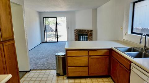 9624 Sirius Dr, Windsor, CA 95492 photo 8