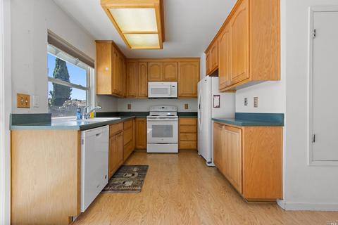 792 Windward Dr, Rodeo, CA 94572 photo 7