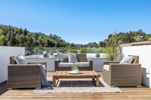30 Ida St, San Rafael, CA 94901 photo 1