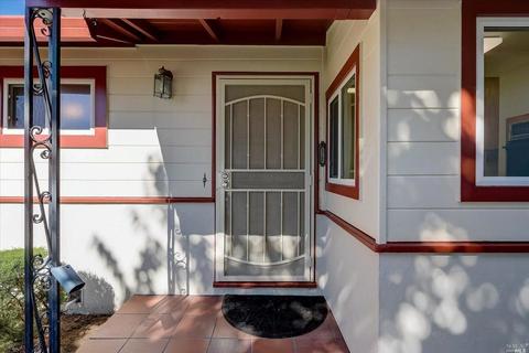 1203 Lassen St, Vallejo, CA 94591 photo 3