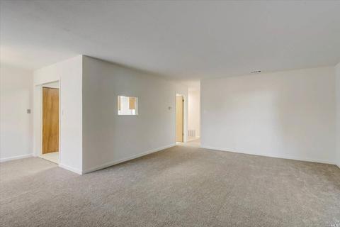 1203 Lassen St, Vallejo, CA 94591 photo 7