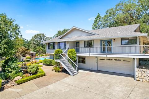 275 Luring Pines Dr, Angwin, CA 94508 photo 1