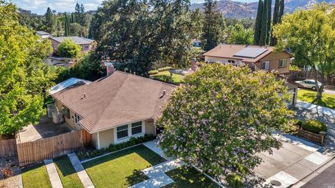 112 Salinas Dr, Vacaville, CA 95688 photo 3
