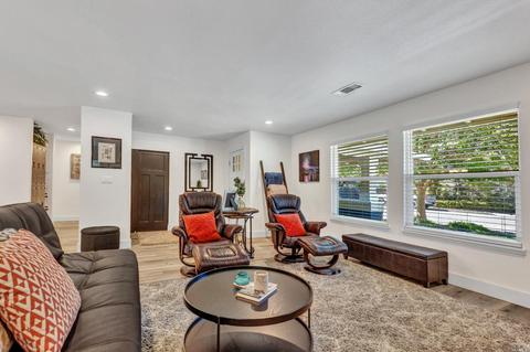 112 Salinas Dr, Vacaville, CA 95688 photo 28