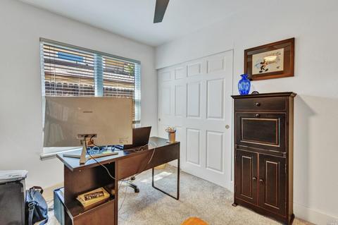112 Salinas Dr, Vacaville, CA 95688 photo 5