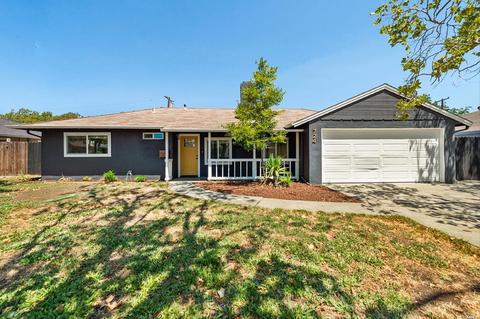 724 Utah St, Fairfield, CA 94533 photo 1