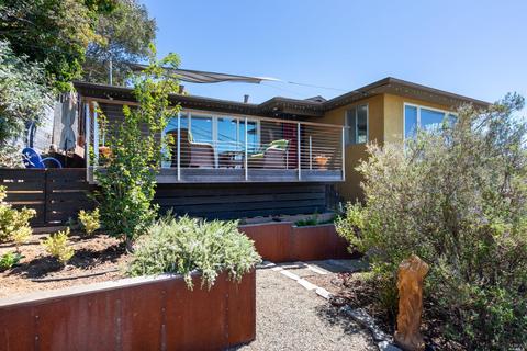 182 Baxter St, Vallejo, CA 94590 photo 1