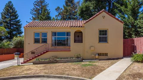 37 Hawthorne Pl, Vallejo, CA 94590 photo 3