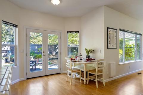 1068 Elsbree Ln, Windsor, CA 95492 photo 23