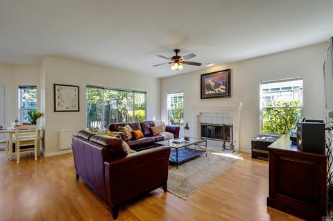 1068 Elsbree Ln, Windsor, CA 95492 photo 16