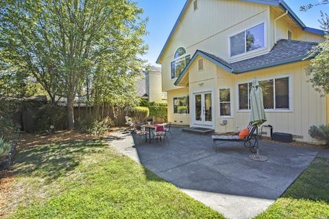 1068 Elsbree Ln, Windsor, CA 95492 photo 5