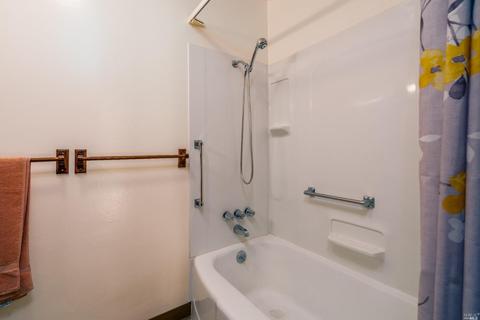 580 Hazel Ave, Ukiah, CA 95482 photo 12