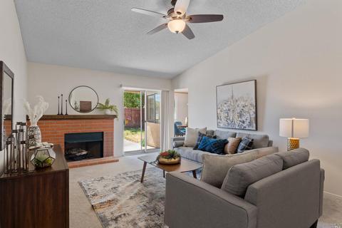 433 Ogden Way, Vacaville, CA 95687 photo 1