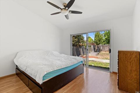 946 Foothill Dr, Windsor, CA 95492 photo 13