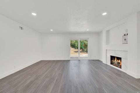 202 Redwing St, Vallejo, CA 94589 photo 7