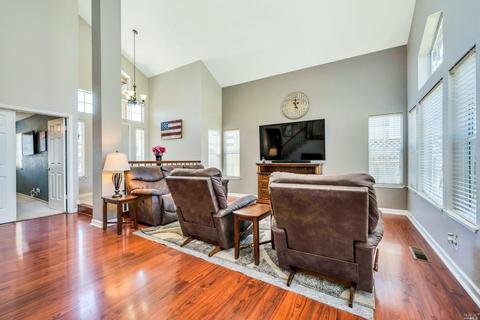 9140 Piccadilly Cir, Windsor, CA 95492 photo 3