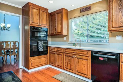 9140 Piccadilly Cir, Windsor, CA 95492 photo 10