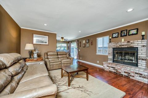 9140 Piccadilly Cir, Windsor, CA 95492 photo 6