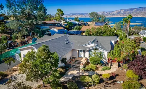 572 Putah Creek Dr, Napa, CA 94558