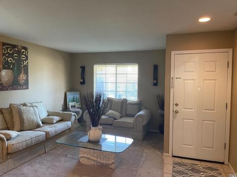 545 Brians Way, Dixon, CA 95620 photo 4