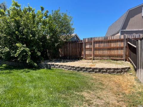 545 Brians Way, Dixon, CA 95620 photo 16
