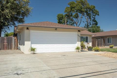 550 W H St, Dixon, CA 95620 photo 3