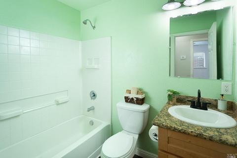 550 W H St, Dixon, CA 95620 photo 21