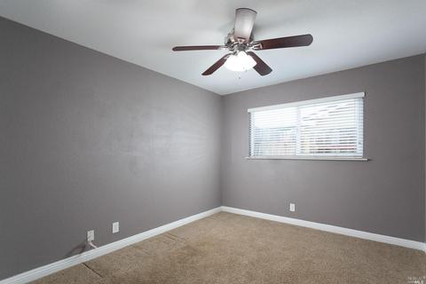 550 W H St, Dixon, CA 95620 photo 17