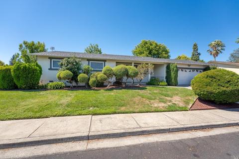 440 Washo Dr, Ukiah, CA 95482 photo 2