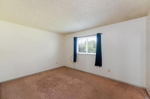 440 Washo Dr, Ukiah, CA 95482 photo 17
