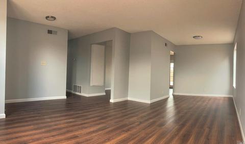 150 Candy Dr, Vallejo, CA 94589 photo 5