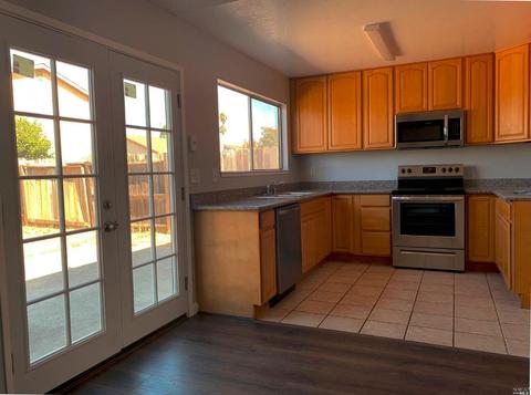 150 Candy Dr, Vallejo, CA 94589 photo 6