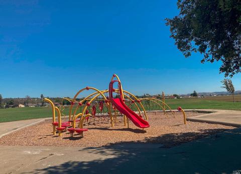 150 Candy Dr, Vallejo, CA 94589 photo 23
