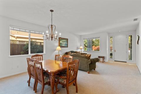 688 Ruby Dr, Vacaville, CA 95687 photo 10