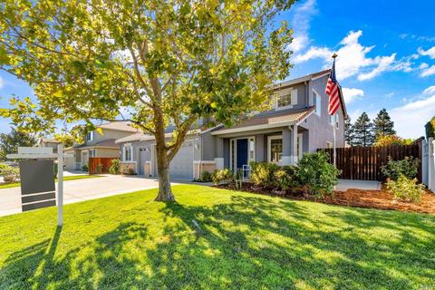 688 Ruby Dr, Vacaville, CA 95687 photo 4