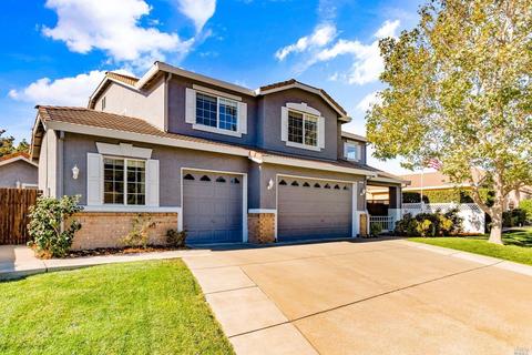 688 Ruby Dr, Vacaville, CA 95687 photo 3