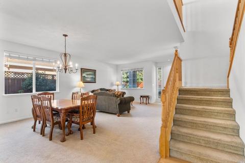 688 Ruby Dr, Vacaville, CA 95687 photo 15