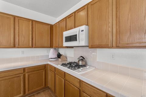 688 Ruby Dr, Vacaville, CA 95687 photo 19