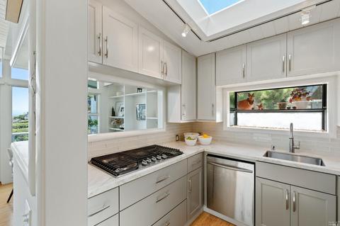 92 Marion Ave, Sausalito, CA 94965 photo 11