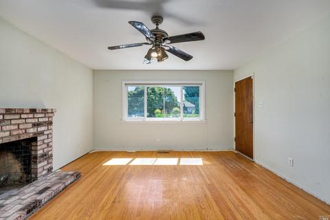 3700 Willis Dr, Napa, CA 94558 photo 8