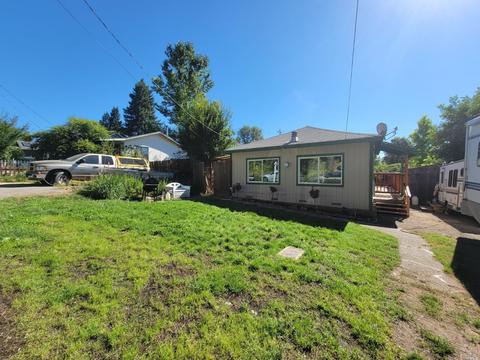 575 Raymond Ln, Willits, CA 95490 photo 17