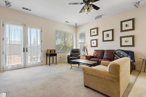 389 Wool Ct, Benicia, CA 94510 photo 3